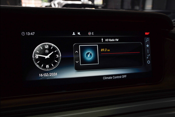 Mercedes-Benz G-Klasse BRABUS 800 Massage Burmester PTS 360° Camera Leer Navi Stoelventilatie Stoelverwarming voor en achter Climate voor & achter Memory seats Distronic Plus Elektr. bedienb. schuif-/ kanteldak PTS LM velgen