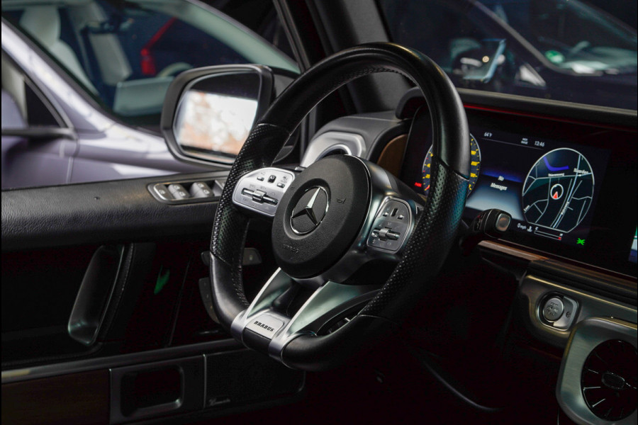 Mercedes-Benz G-Klasse BRABUS 800 Massage Burmester PTS 360° Camera Leer Navi Stoelventilatie Stoelverwarming voor en achter Climate voor & achter Memory seats Distronic Plus Elektr. bedienb. schuif-/ kanteldak PTS LM velgen