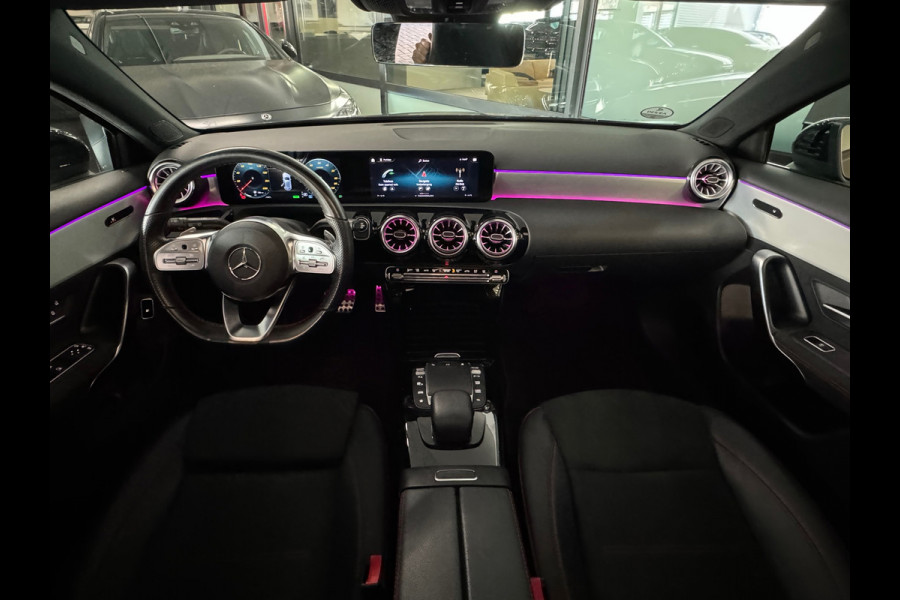 Mercedes-Benz A-Klasse 250 e AMG Pano|Night|Sfeer|Keyles|NAP