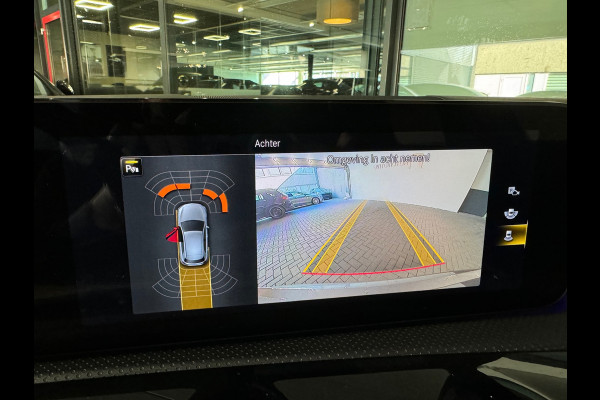 Mercedes-Benz A-Klasse 250 e AMG Pano|Night|Sfeer|Keyles|NAP