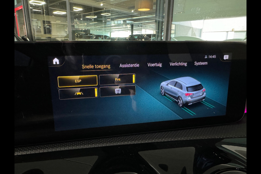 Mercedes-Benz A-Klasse 250 e AMG Pano|Night|Sfeer|Keyles|NAP