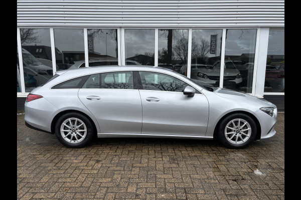 Mercedes-Benz CLA-Klasse Shooting Brake 180 Business Solution | Mbux | Stoelverwarming | Parkeer Camera | Elektrische Achterklep