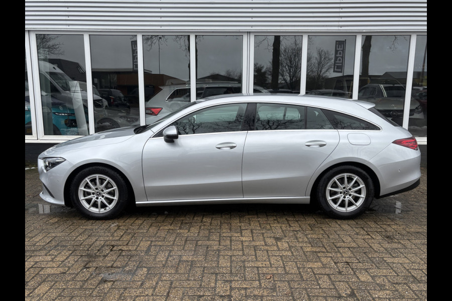 Mercedes-Benz CLA-Klasse Shooting Brake 180 Business Solution | Mbux | Stoelverwarming | Parkeer Camera | Elektrische Achterklep