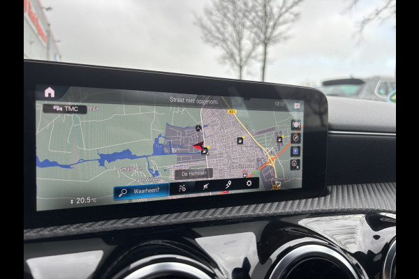 Mercedes-Benz CLA-Klasse Shooting Brake 180 Business Solution | Mbux | Stoelverwarming | Parkeer Camera | Elektrische Achterklep