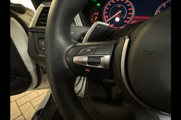 BMW 3-serie 320i M Sport Pano|Sfeer|Camera|Leder|Stoelverw.