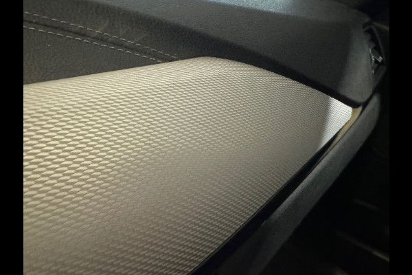 BMW 3-serie 320i M Sport Pano|Sfeer|Camera|Leder|Stoelverw.