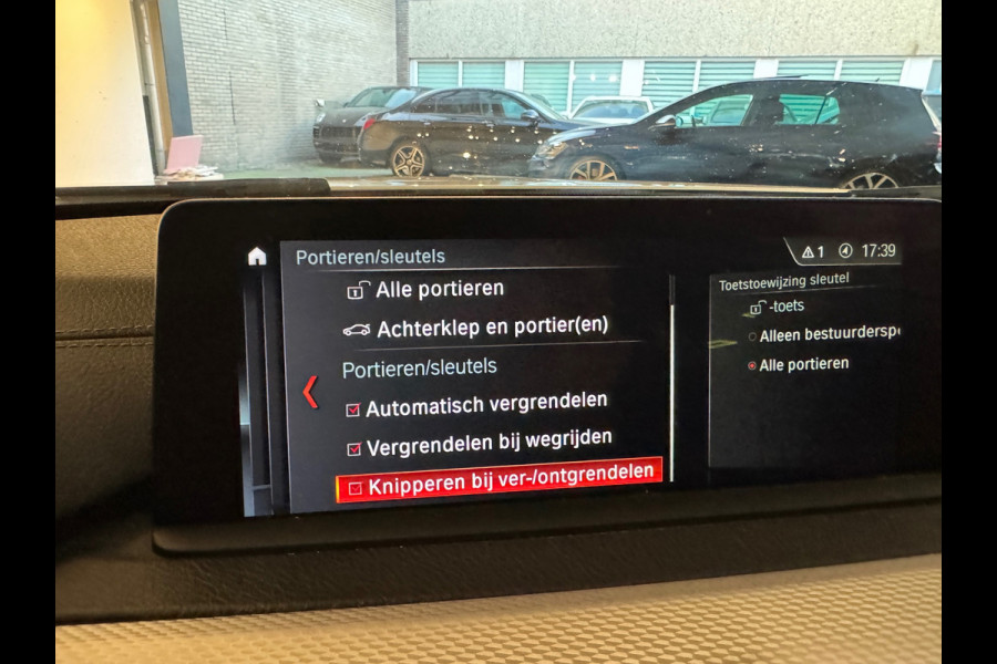 BMW 3-serie 320i M Sport Pano|Sfeer|Camera|Leder|Stoelverw.