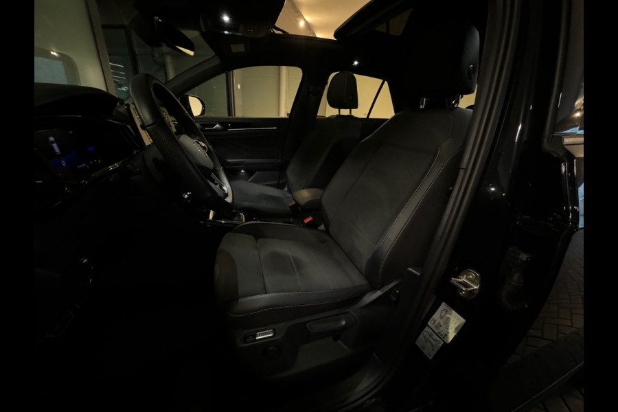 Volkswagen T-Roc 1.5 TSI R-Line Pano|Keyles|IQ|Sfeer|Camera