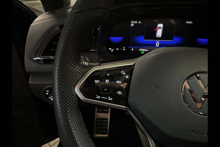 Volkswagen T-Roc 1.5 TSI R-Line Pano|Keyles|IQ|Sfeer|Camera