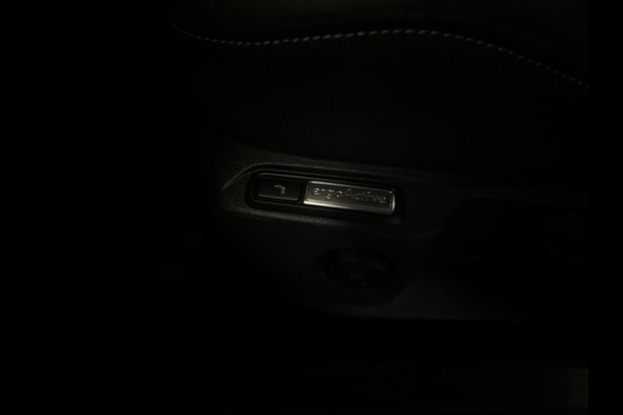 Volkswagen T-Roc 1.5 TSI R-Line Pano|Keyles|IQ|Sfeer|Camera