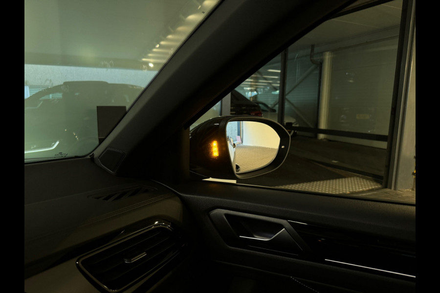 Volkswagen T-Roc 1.5 TSI R-Line Pano|Keyles|IQ|Sfeer|Camera