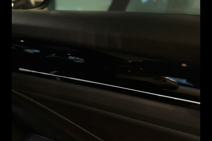 Volkswagen T-Roc 1.5 TSI R-Line Pano|Keyles|IQ|Sfeer|Camera