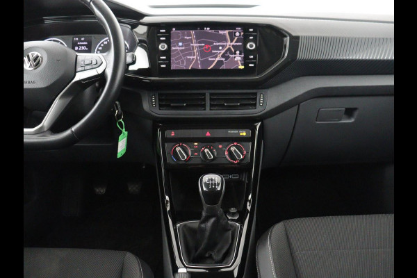 Volkswagen T-Cross 1.0 TSI Life | Carplay | Navigatie | Adaptive cruise | Dodehoek detectie | Airco | Bluetooth | Getint glas | Regen-/lichtsensor