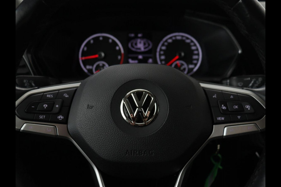 Volkswagen T-Cross 1.0 TSI Life | Carplay | Navigatie | Adaptive cruise | Dodehoek detectie | Airco | Bluetooth | Getint glas | Regen-/lichtsensor