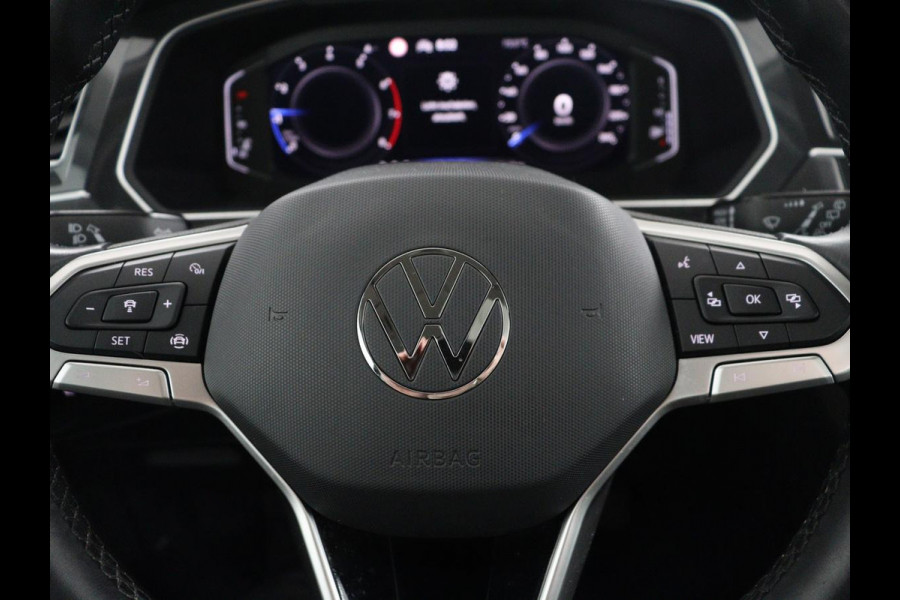 Volkswagen Tiguan 1.5 TSI Life Business | Panoramadak | Trekhaak | Camera | Virtual Cockpit | Park Assist | Adaptive cruise | Navigatie | Keyless | Full LED | Carplay |