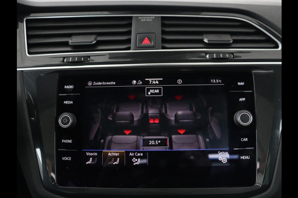 Volkswagen Tiguan 1.5 TSI Life Business | Panoramadak | Trekhaak | Camera | Virtual Cockpit | Park Assist | Adaptive cruise | Navigatie | Keyless | Full LED | Carplay |