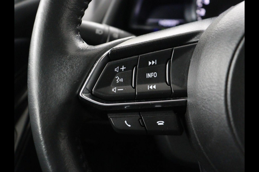 Mazda 2 1.5 Skyact-G Luxury | Stoel & stuurverwarming | Head-Up | Camera | Carplay | Keyless | Full LED | Dodehoek detectie | Climate control | Cruise control | Getint glas | Parkeerhulp