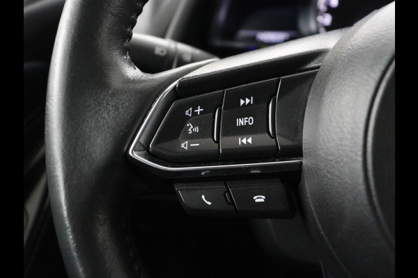 Mazda 2 1.5 Skyact-G Luxury | Stoel & stuurverwarming | Head-Up | Camera | Carplay | Keyless | Full LED | Dodehoek detectie | Climate control | Cruise control | Getint glas | Parkeerhulp