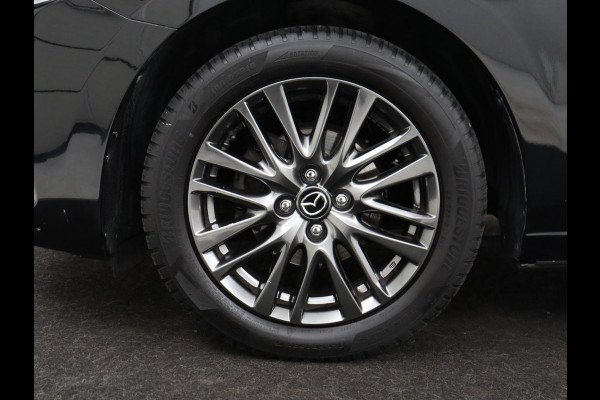 Mazda 2 1.5 Skyact-G Luxury | Stoel & stuurverwarming | Head-Up | Camera | Carplay | Keyless | Full LED | Dodehoek detectie | Climate control | Cruise control | Getint glas | Parkeerhulp