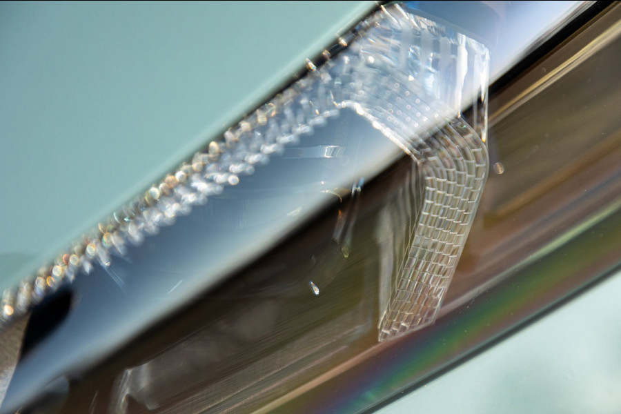 BMW iX1 XDrive30 Launch Edition 67 kWh SOH 97.5 I M-Sport - H&K I HUD I Driving assistant Pro