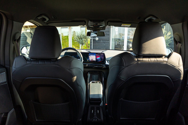 BMW iX1 XDrive30 Launch Edition 67 kWh SOH 97.5 I M-Sport - H&K I HUD I Driving assistant Pro