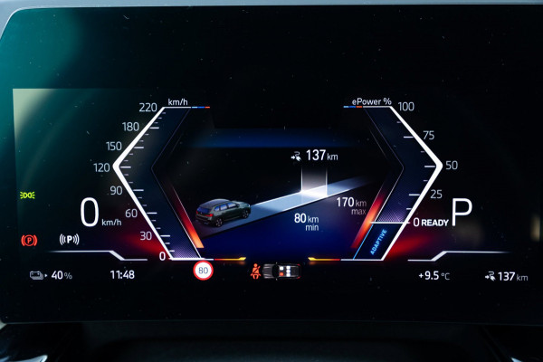 BMW iX1 XDrive30 Launch Edition 67 kWh SOH 97.5 I M-Sport - H&K I HUD I Driving assistant Pro