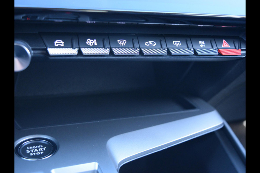 Peugeot e-308 SW Allure EV 54 kWh SOH 95% | NAVI & CARPLAY | CAMERA MET SENSOREN | E.C.C. |