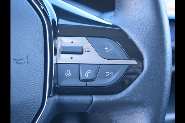 Peugeot e-308 SW Allure EV 54 kWh SOH 95% | NAVI & CARPLAY | CAMERA MET SENSOREN | E.C.C. |