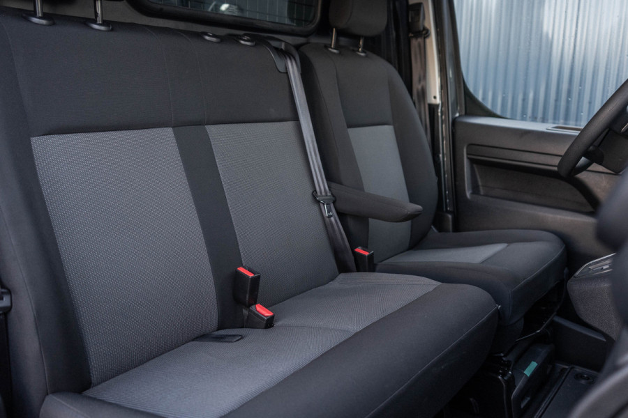 Opel Vivaro 2.0 Diesel L2H1 Automaat | NW Model | 145 PK | Carplay | Camera | Cruise | Airco