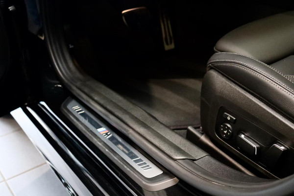 BMW 3-serie 330e LCI FACELIFT M Sport|Pano|Hud|HK|VOL