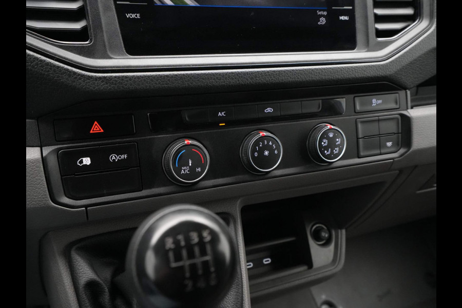 Volkswagen Crafter L3H3 2.0 TDI 75kW 102PK 3.0T / Navigatie / Airco / Bijrijdersbank