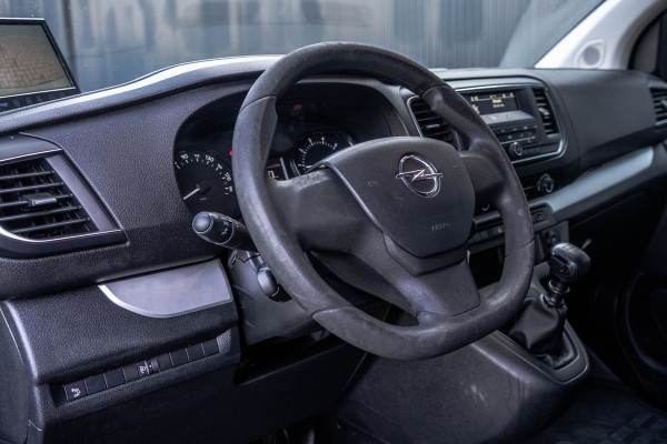 Opel Vivaro 2.0 L3H1 | 5-Zits | Camera | Cruise | Airco | Trekhaak | Stoelhoezen!