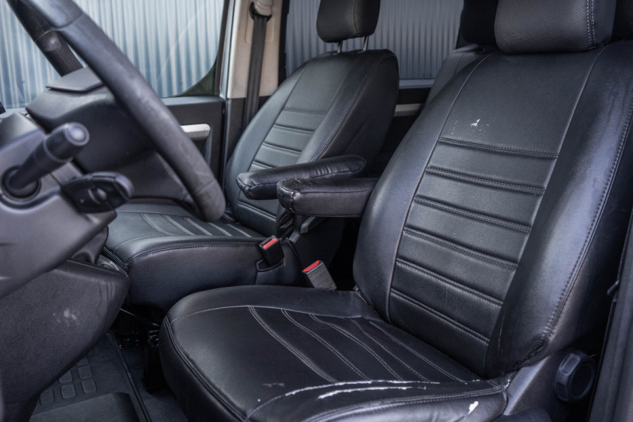 Opel Vivaro 2.0 L3H1 | 5-Zits | Camera | Cruise | Airco | Trekhaak | Stoelhoezen!