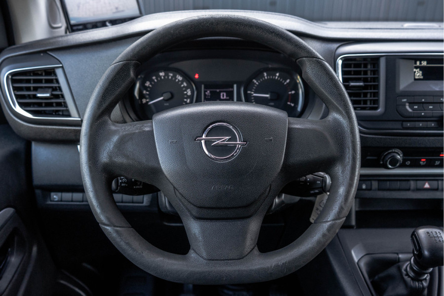 Opel Vivaro 2.0 L3H1 | 5-Zits | Camera | Cruise | Airco | Trekhaak | Stoelhoezen!