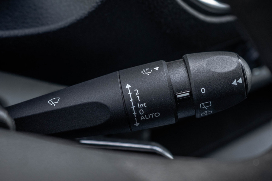 Opel Vivaro 2.0 L3H1 | 5-Zits | Camera | Cruise | Airco | Trekhaak | Stoelhoezen!