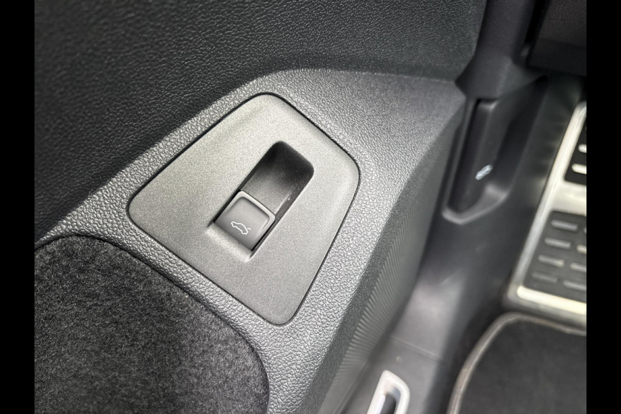 Volkswagen Tiguan 1.5 TSI R-Line Business | Trekhaak