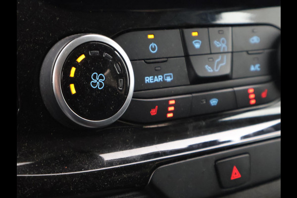 Ford Transit Custom 2.0 TDCI 130 PK AUT. L2H1 DUBBEL CABINE LIMITED | 2 SCHUIFDEUREN | TREKHAAK | CAMERA | STOELVERW. |