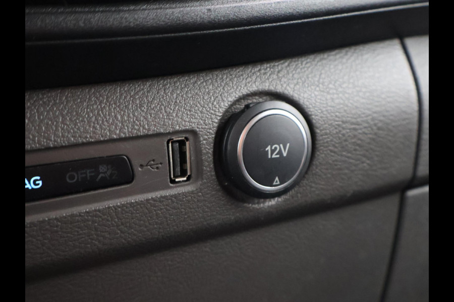 Ford Transit Custom 2.0 TDCI 130 PK AUT. L2H1 DUBBEL CABINE LIMITED | 2 SCHUIFDEUREN | TREKHAAK | CAMERA | STOELVERW. |