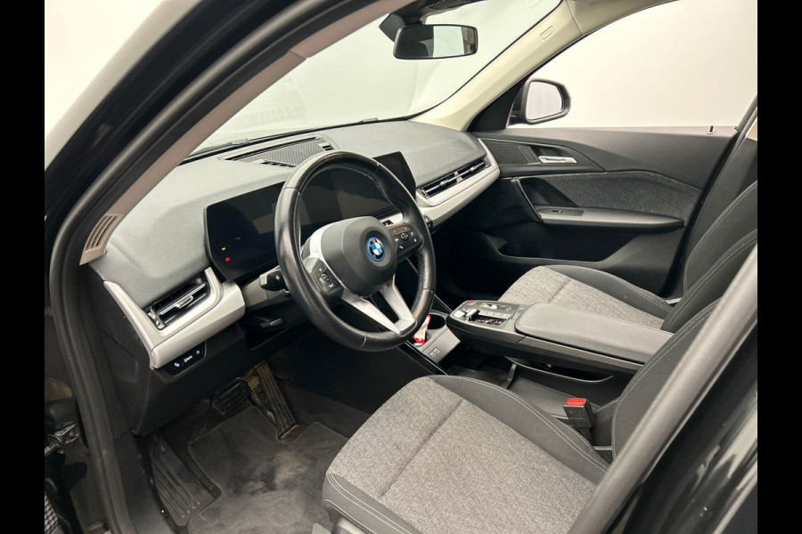 BMW X1 XDrive30e PHEV Widescreen Carplay Navigatie Camera Cruise Climate