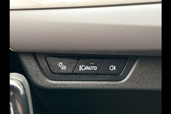 BMW X1 XDrive30e PHEV Widescreen Carplay Navigatie Camera Cruise Climate