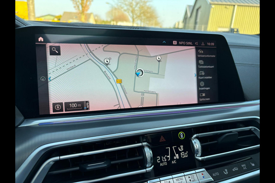 BMW X5 xDrive45e M-Sport PHEV Harman Kardon M-Pakket Panoramadak 22 inch velgen Surroud view