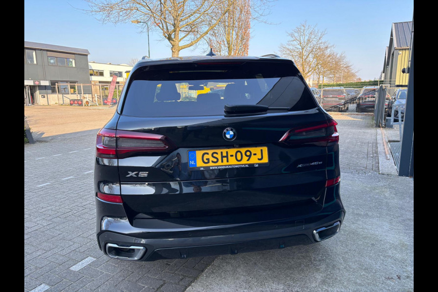 BMW X5 xDrive45e M-Sport PHEV Harman Kardon M-Pakket Panoramadak 22 inch velgen Surroud view