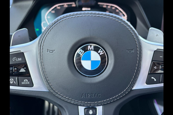 BMW X5 xDrive45e M-Sport PHEV Harman Kardon M-Pakket Panoramadak 22 inch velgen Surroud view