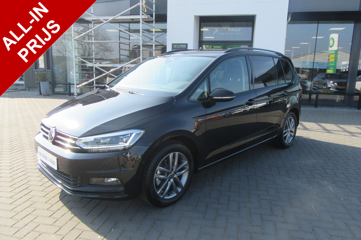 Volkswagen Touran 1.5 TSI Highline Business Automaat, Navi, Camera, El. Trekhaak