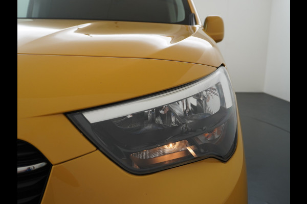 Opel Combo 1.5CDTI EURO 6 3-Persoons Airco Cruise Control Bluetooth Elektr.ramen Elektr.spiegels+Verwarmd Centr.Vergr+ab. L1H1 Edition Schuifdeur Betonplex vloer Lat om Lat betimmering Origineel Nederlandse Auto