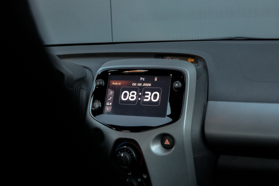 Toyota Aygo 1.0 VVT-i x-play | CAMERA | APPLE CARPLAY / ANDROID AUTO | ELEKTRISCHE RAMEN