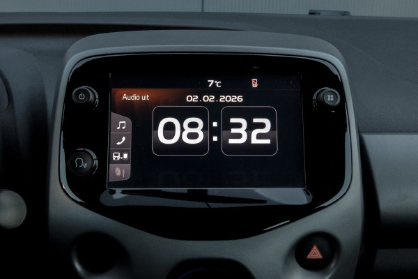 Toyota Aygo 1.0 VVT-i x-play | CAMERA | APPLE CARPLAY / ANDROID AUTO | ELEKTRISCHE RAMEN