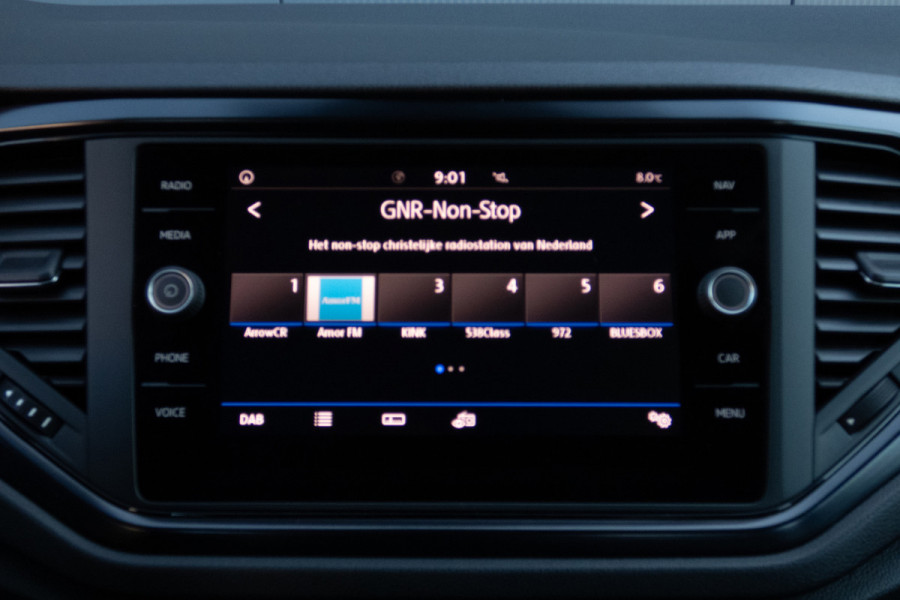 Volkswagen T-Roc 1.0 TSI | PARKEERSENSOREN | APPLE CARPLAY / ANDROID AUTO | NAVIGATIE