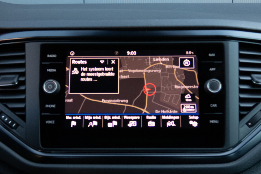 Volkswagen T-Roc 1.0 TSI | PARKEERSENSOREN | APPLE CARPLAY / ANDROID AUTO | NAVIGATIE