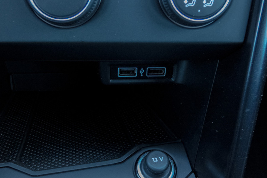 Volkswagen T-Roc 1.0 TSI | PARKEERSENSOREN | APPLE CARPLAY / ANDROID AUTO | NAVIGATIE